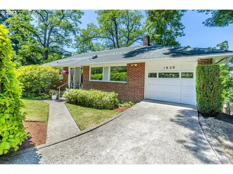 1920 Parkside Drive Eugene OR 97403