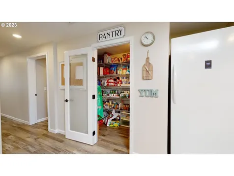 250 68th Street Springfield OR 97478