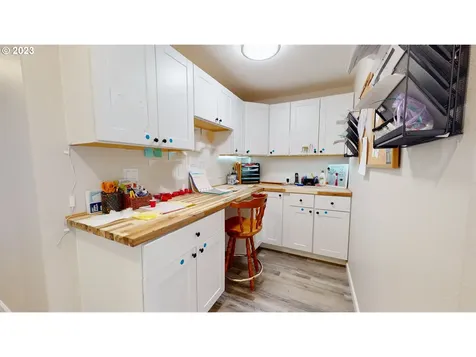 250 68th Street Springfield OR 97478