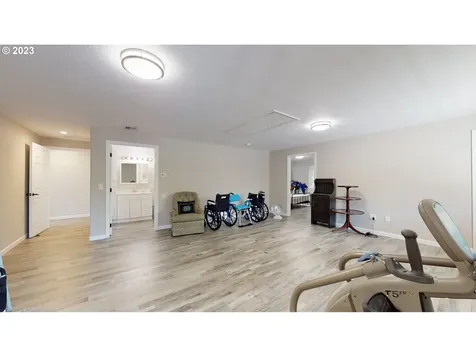 250 68th Street Springfield OR 97478