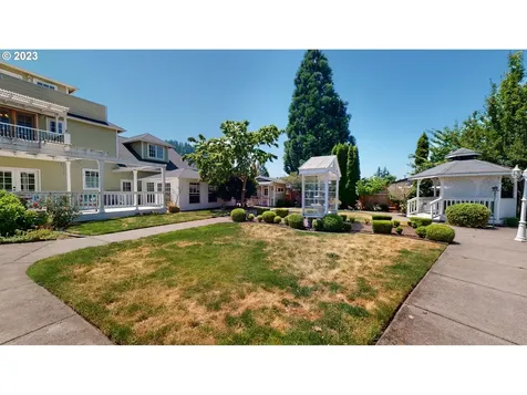 250 68th Street Springfield OR 97478