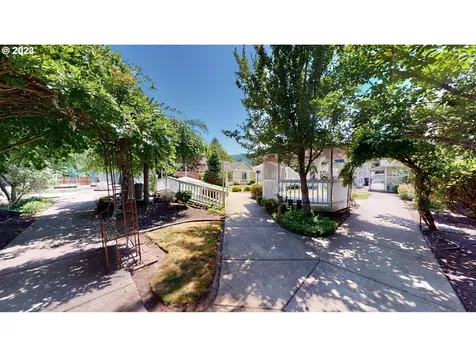 250 68th Street Springfield OR 97478