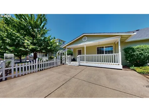 250 68th Street Springfield OR 97478