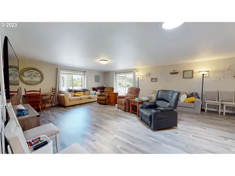 250 68th Street Springfield OR 97478