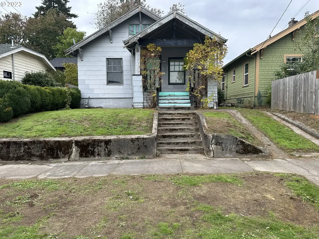 5714 Ne 10th Avenue Portland OR 97211