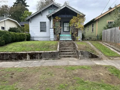 5714 Ne 10th Avenue Portland OR 97211