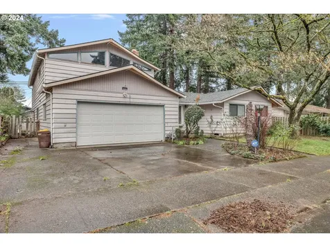 1842 SE 150th Avenue Portland OR 97233