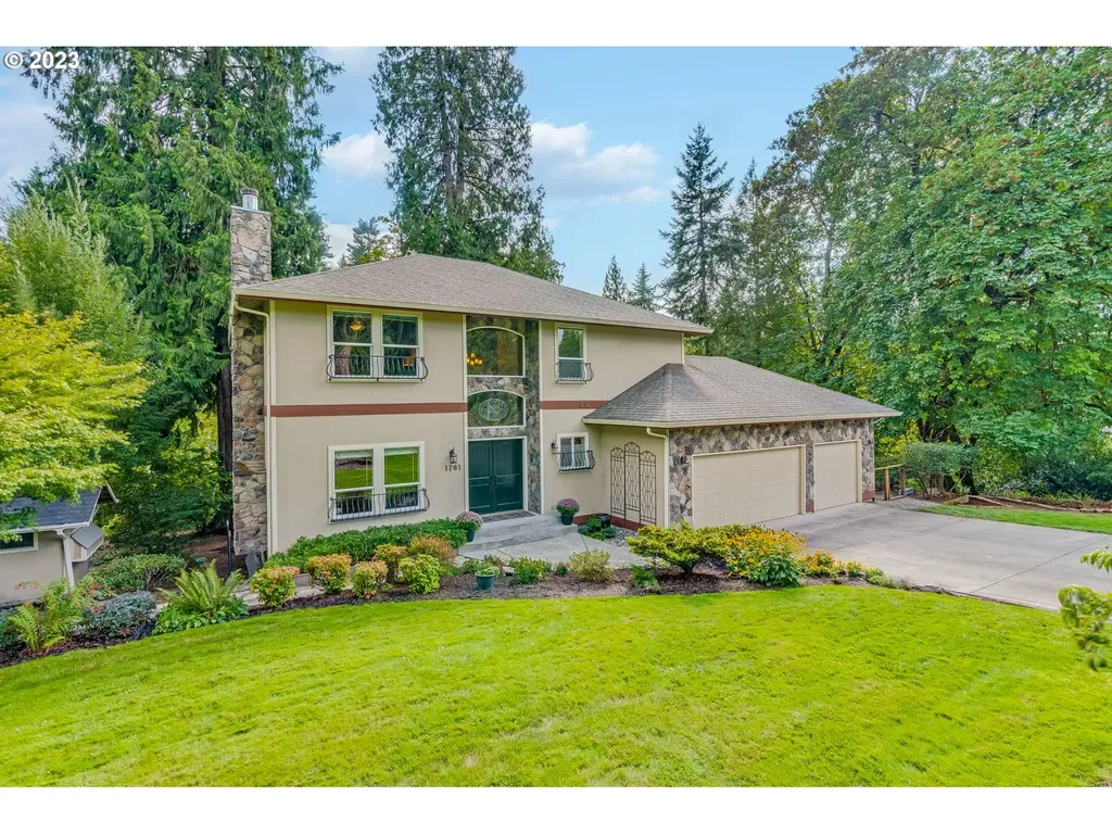 1701 Nw 157th Street Vancouver WA 98685
