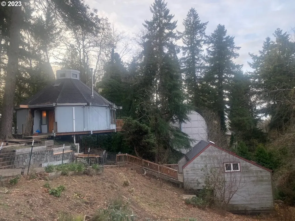 3408 Sw Dosch Court Portland OR 97221
