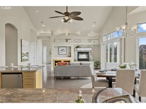 2291 Clear Vue Lane Springfield OR 97477
