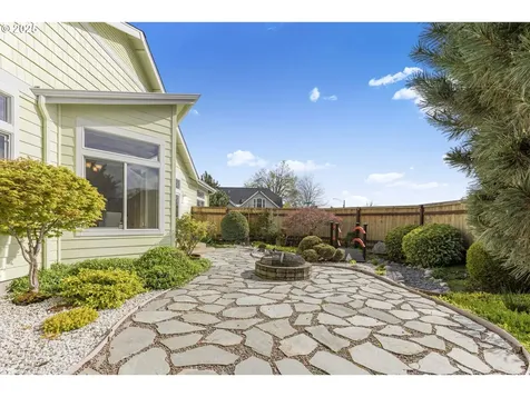 2291 Clear Vue Lane Springfield OR 97477