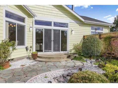 2291 Clear Vue Lane Springfield OR 97477
