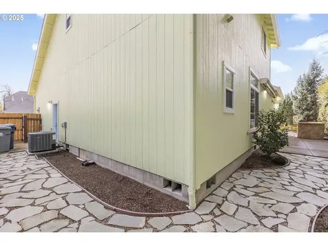 2291 Clear Vue Lane Springfield OR 97477
