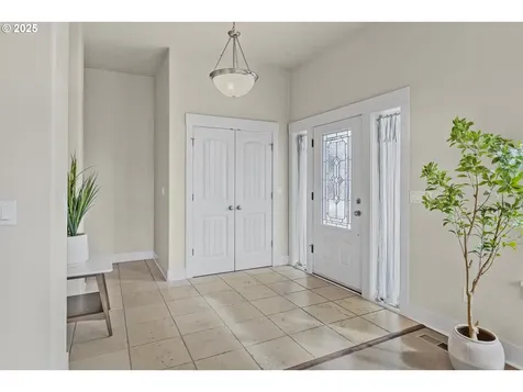 2291 Clear Vue Lane Springfield OR 97477
