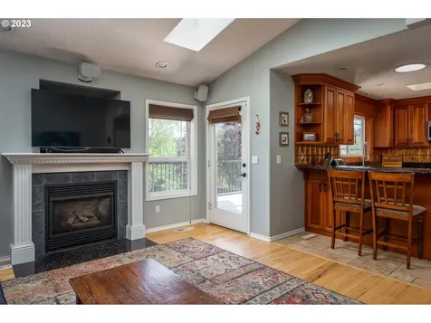 1023 Se 46th Avenue Troutdale OR 97060