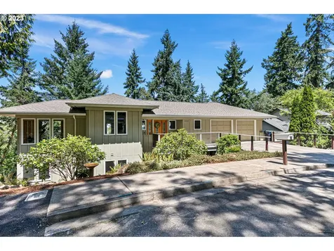 2115 W 25th Avenue Eugene OR 97405
