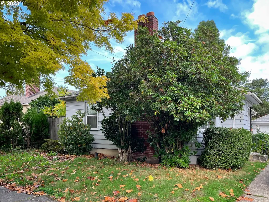 5311 Ne Davis Street Portland OR 97213