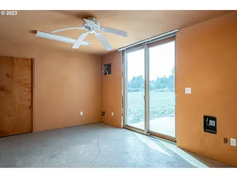 52530 Bird Road Scappoose OR 97056