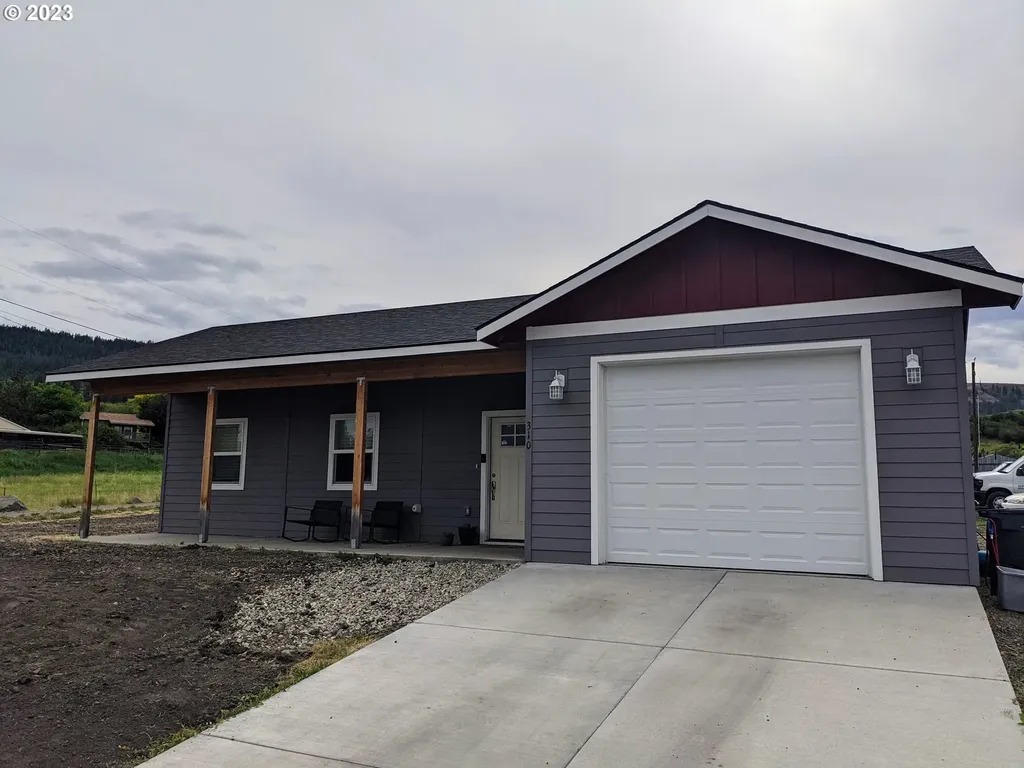 310 S 12th Street La Grande OR 97850