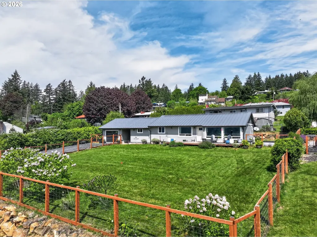 241 NE Shepherd Avenue Stevenson WA 98648