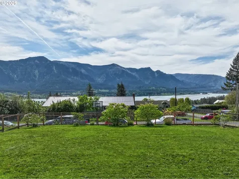 241 NE Shepherd Avenue Stevenson WA 98648