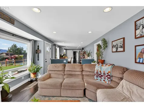 241 NE Shepherd Avenue Stevenson WA 98648