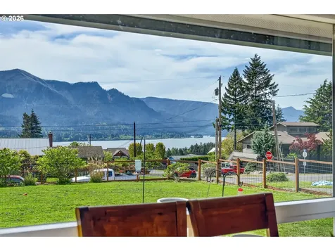 241 NE Shepherd Avenue Stevenson WA 98648