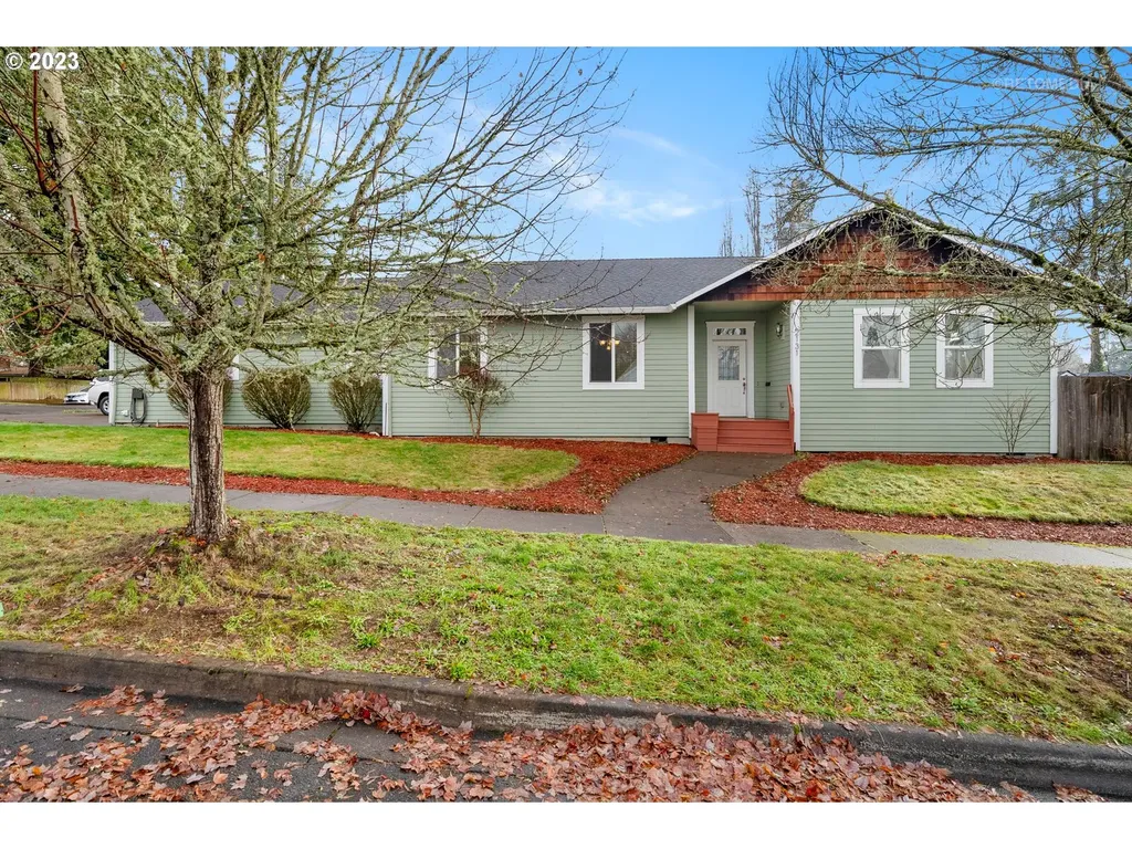 2131 D Street Forest Grove OR 97116