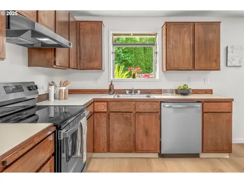 15244 NE Beech Court Portland OR 97230