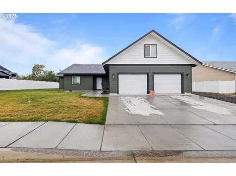 592 Sw Cottonwood Drive Hermiston OR 97838