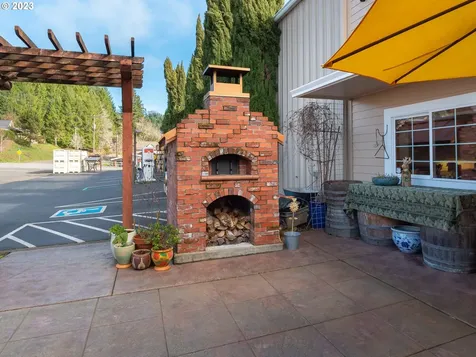 345 1st Street Elkton OR 97436