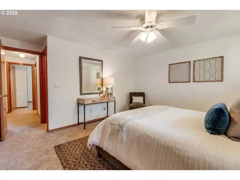 2800 NW 109th Street Vancouver WA 98685