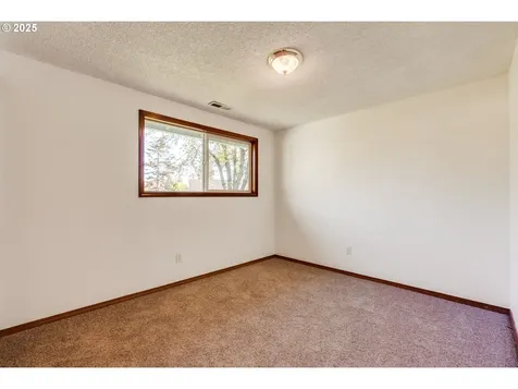 2800 NW 109th Street Vancouver WA 98685