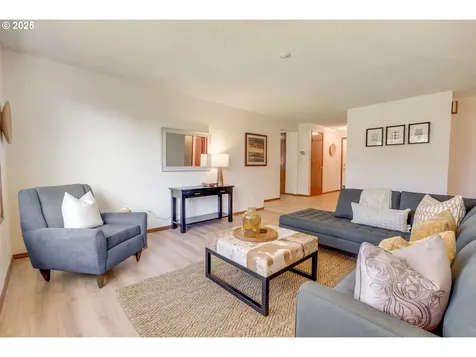 2800 NW 109th Street Vancouver WA 98685