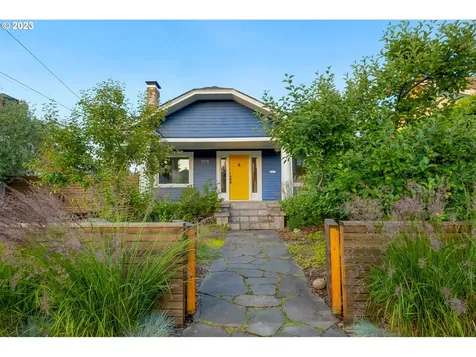 5918 Ne 10th Avenue Portland OR 97211
