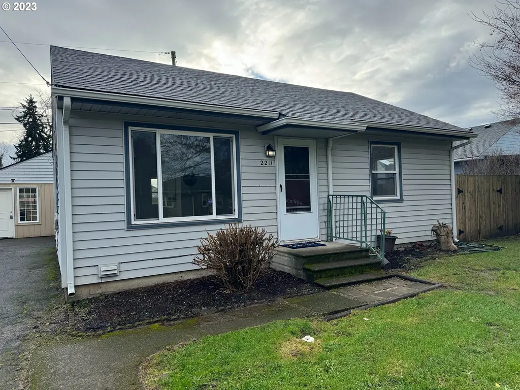 2211 W 28th Street Vancouver WA 98660
