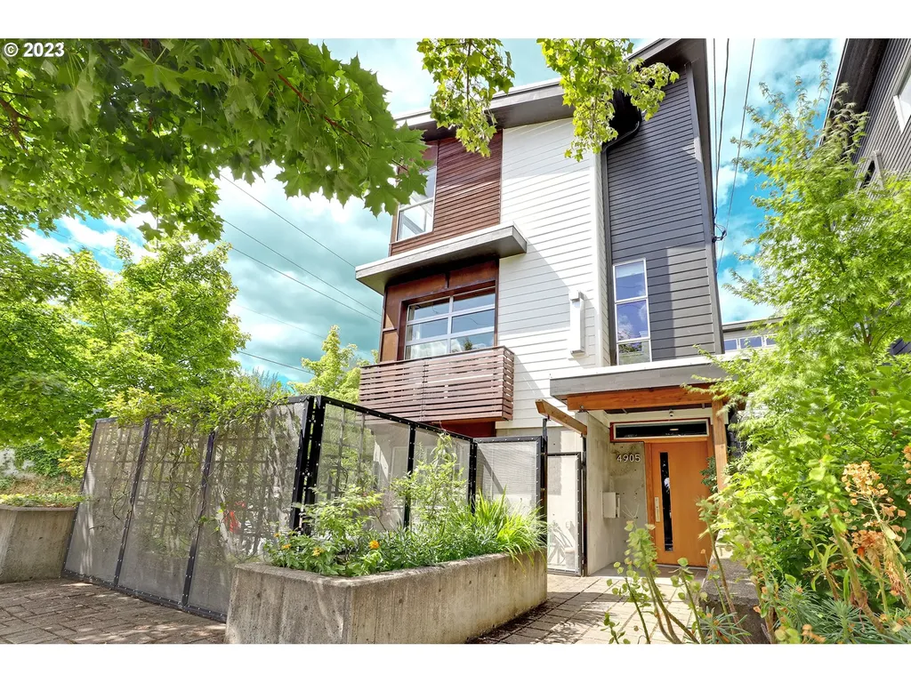 4905 N Kerby Avenue Portland OR 97217