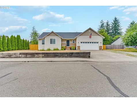 126 S Spruce Avenue Yacolt WA 98675