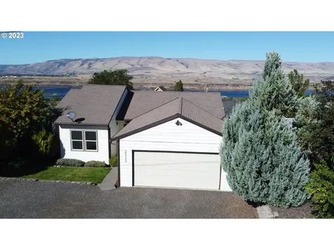 2533 E 10th Street The Dalles OR 97058