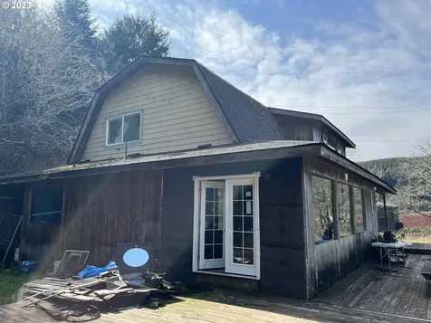 5844 N Fork Siuslaw Road Florence OR 97439