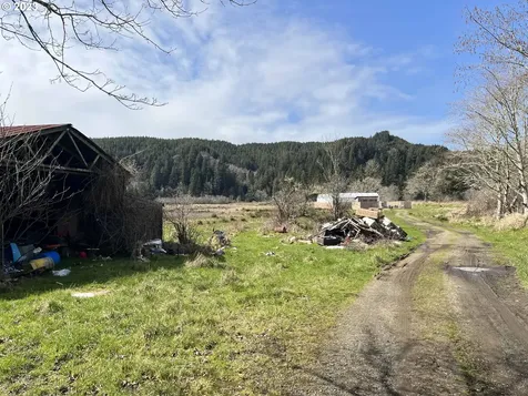 5844 N Fork Siuslaw Road Florence OR 97439