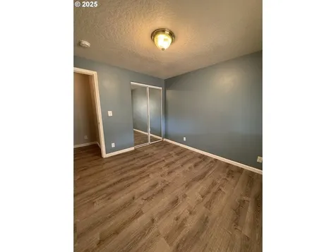 1255 S 13th Street Cottage Grove OR 97424