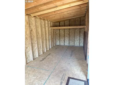 1255 S 13th Street Cottage Grove OR 97424