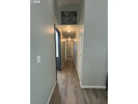 1255 S 13th Street Cottage Grove OR 97424