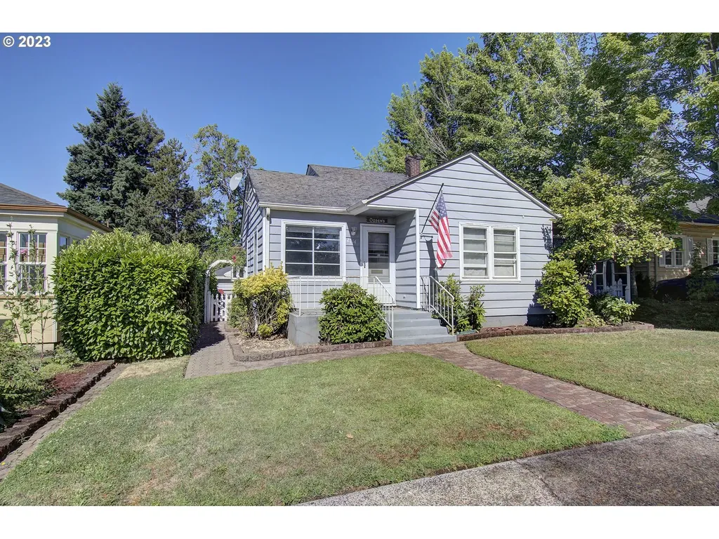 2714 Daniels Street Vancouver WA 98660