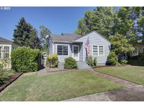 2714 Daniels Street Vancouver WA 98660