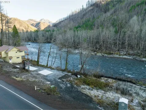 50494 Mckenzie Highway Vida OR 97488