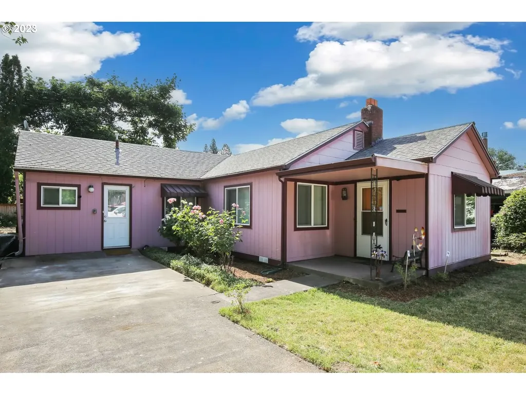 342 Kalmia Street Junction City OR 97448