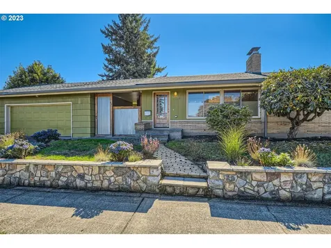 3708 Ne Rosa Parks Way Portland OR 97211