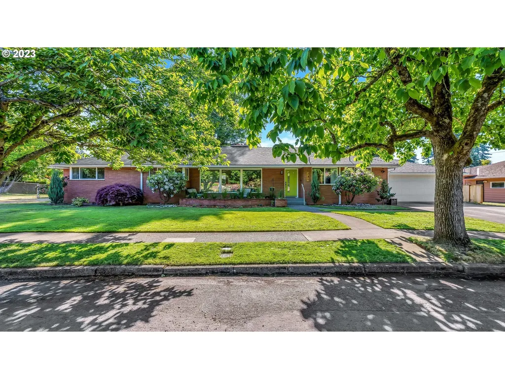720 Ne 107th Place Portland OR 97220